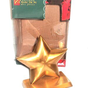 Metal STAR STOCKING HOLDER Holiday Collection Stocking Hanger Mantel Stocking